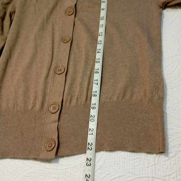 Banana Republic Cardigan Sweater Size M Beige Long-Sleeve Button-Front Womens - Picture 11 of 11